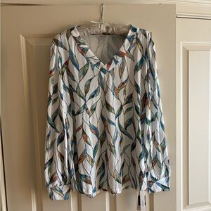 Leaf Patterned V-Neck Women's Top